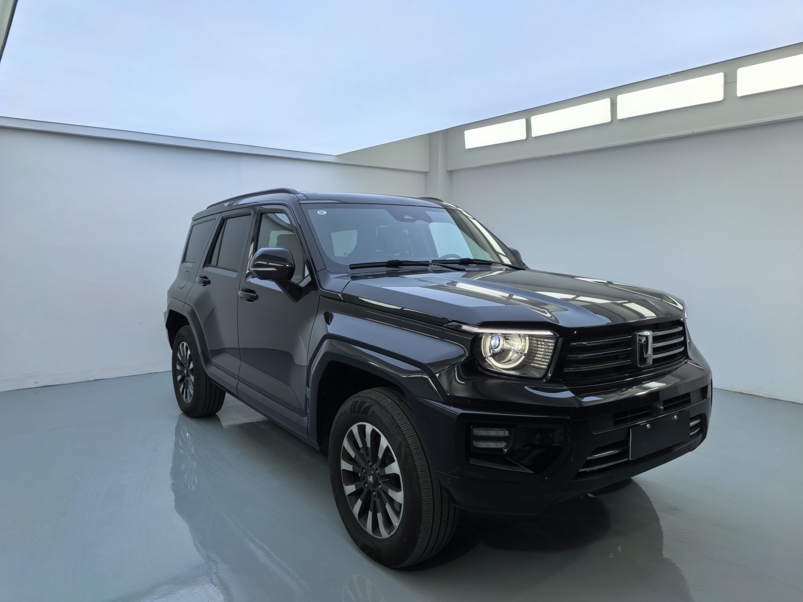 Tank 700 Hi4-T Extreme Edition